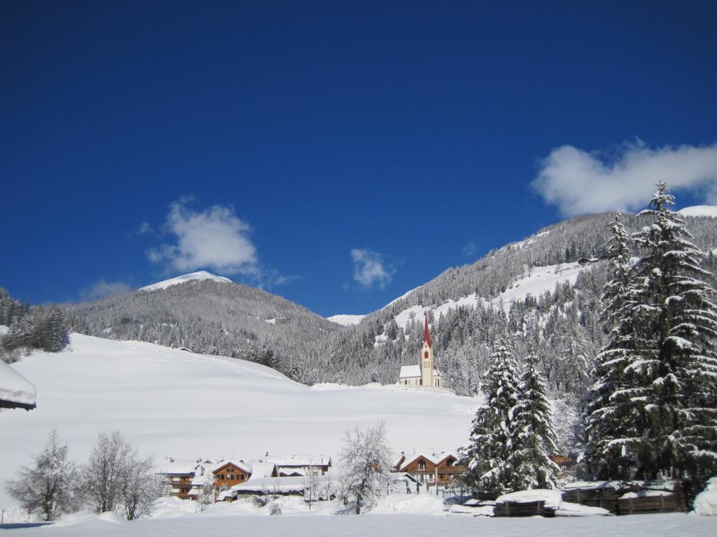 Appartements Haus Bachmann San Candido Bagian luar foto